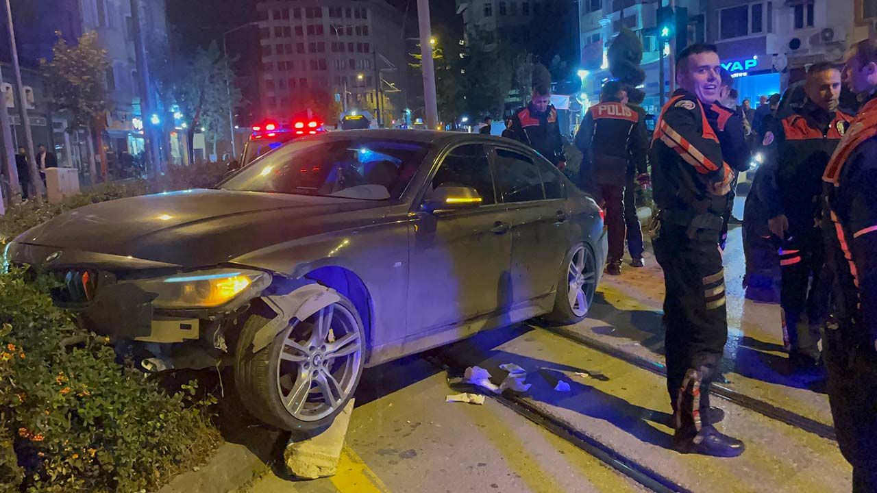 Eskişehir'de polisin 'dur' ihtarına uymayan araçtan uyuşturucu çıktı