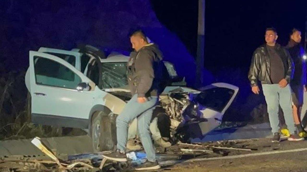 Uşak'ta cip ile otomobil çarpıştı: 2 ölü, 3 yaralı