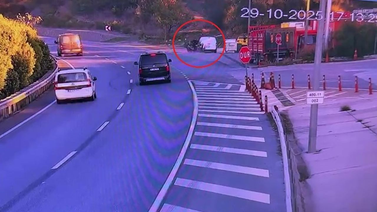 Park halindeki araca çarptı, ölümden döndü