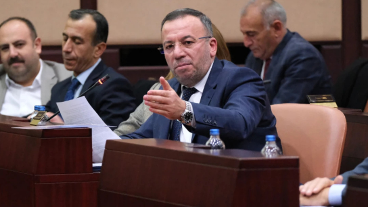 Ahmet Sivri’den iddialara sert yanıt