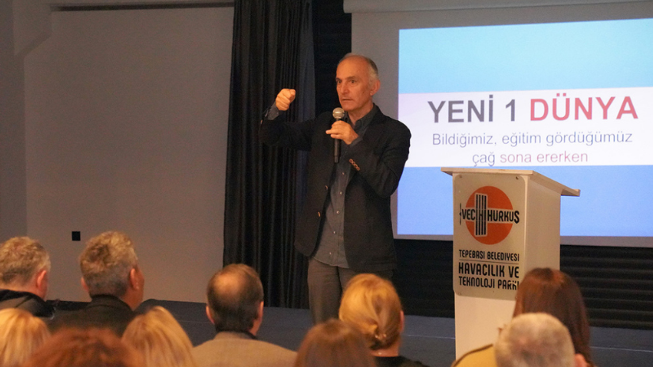 Gazeteci Emin Çapa Eskişehirlilerle buluştu