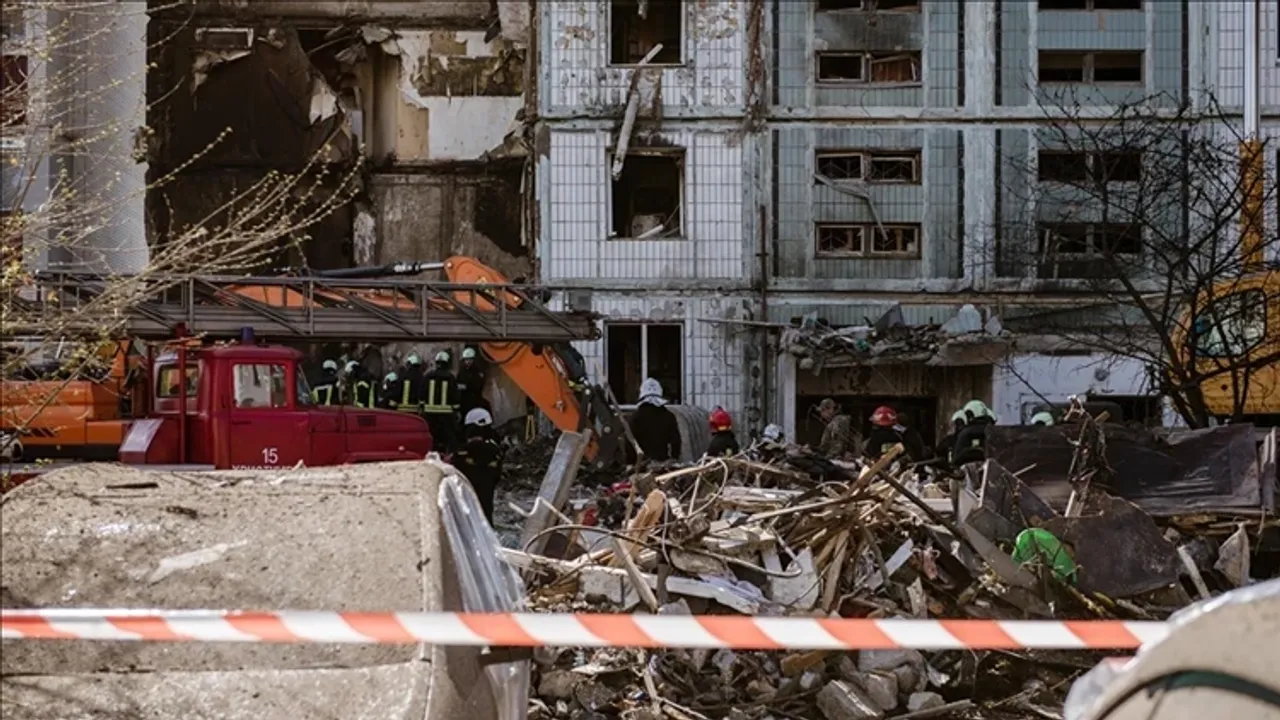 Rus ordusu Kiev'i vurdu: 2 ölü, 13 yaralı
