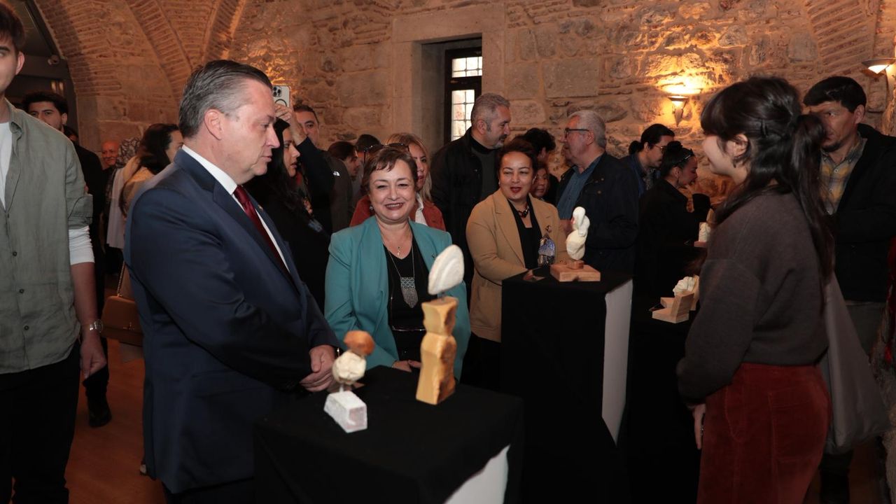 Odunpazarı’nda iki uluslararası festival sergilerle sona erdi