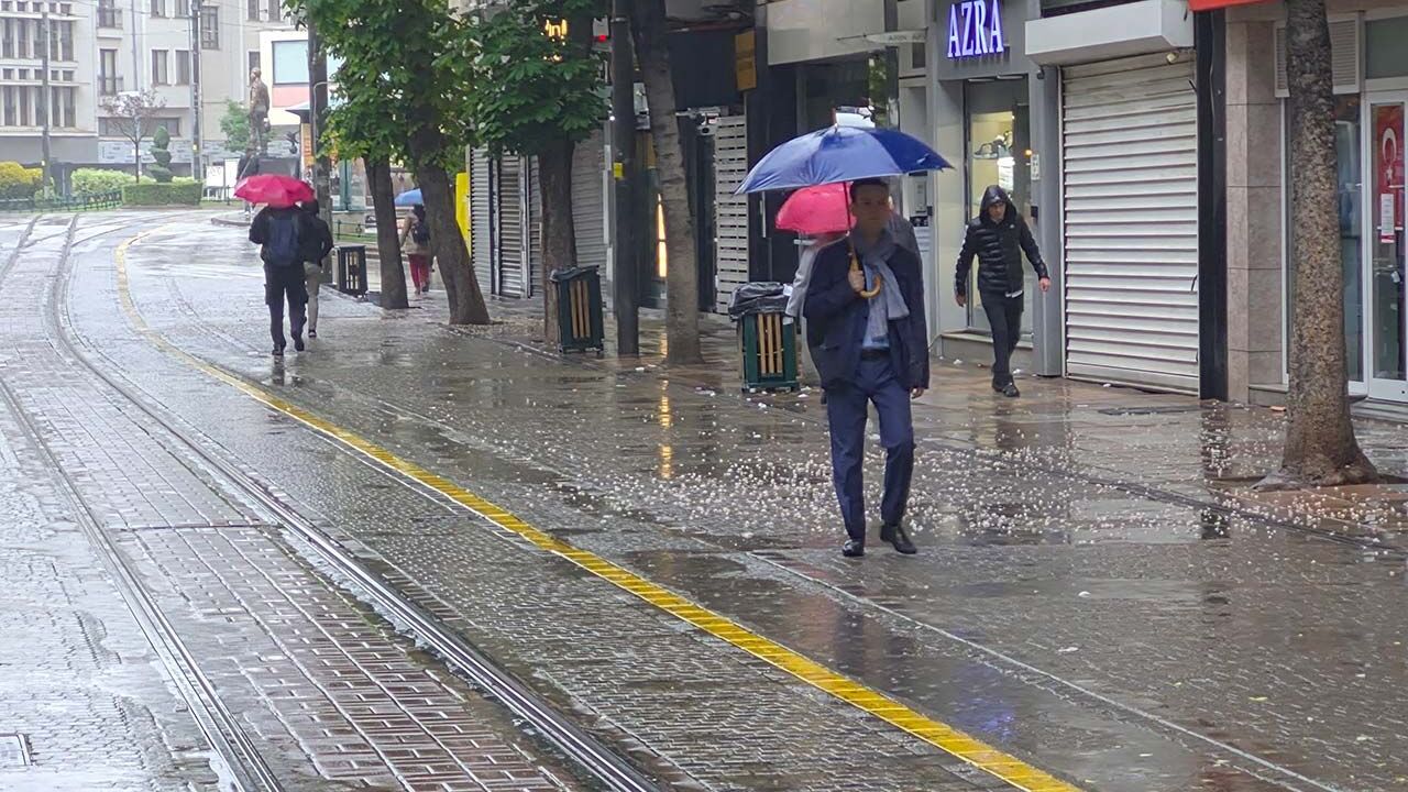 Meteoroloji uyardı: Eskişehir için sarı kodlu yağı