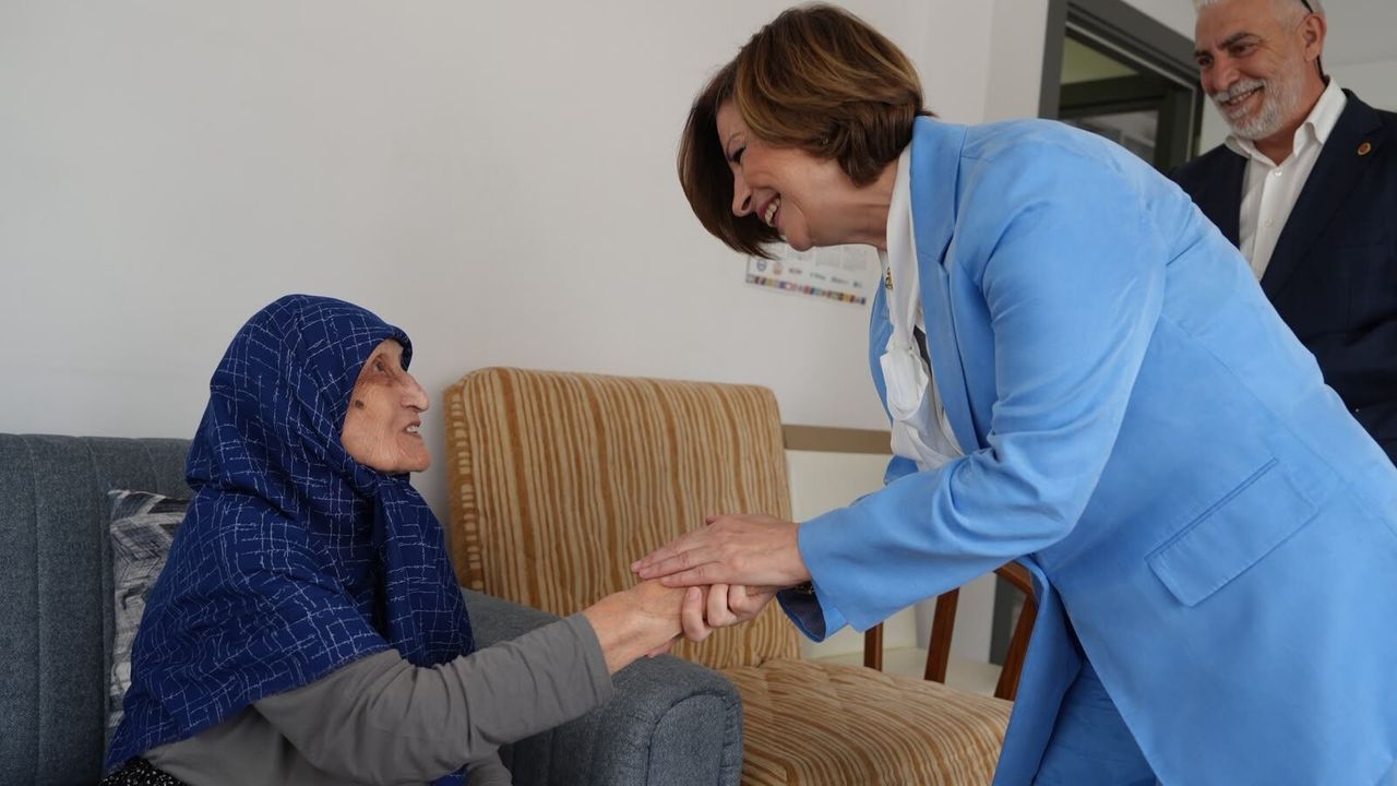Başkan Ünlüce’den 93 yaşındaki Fadime teyzeye anla