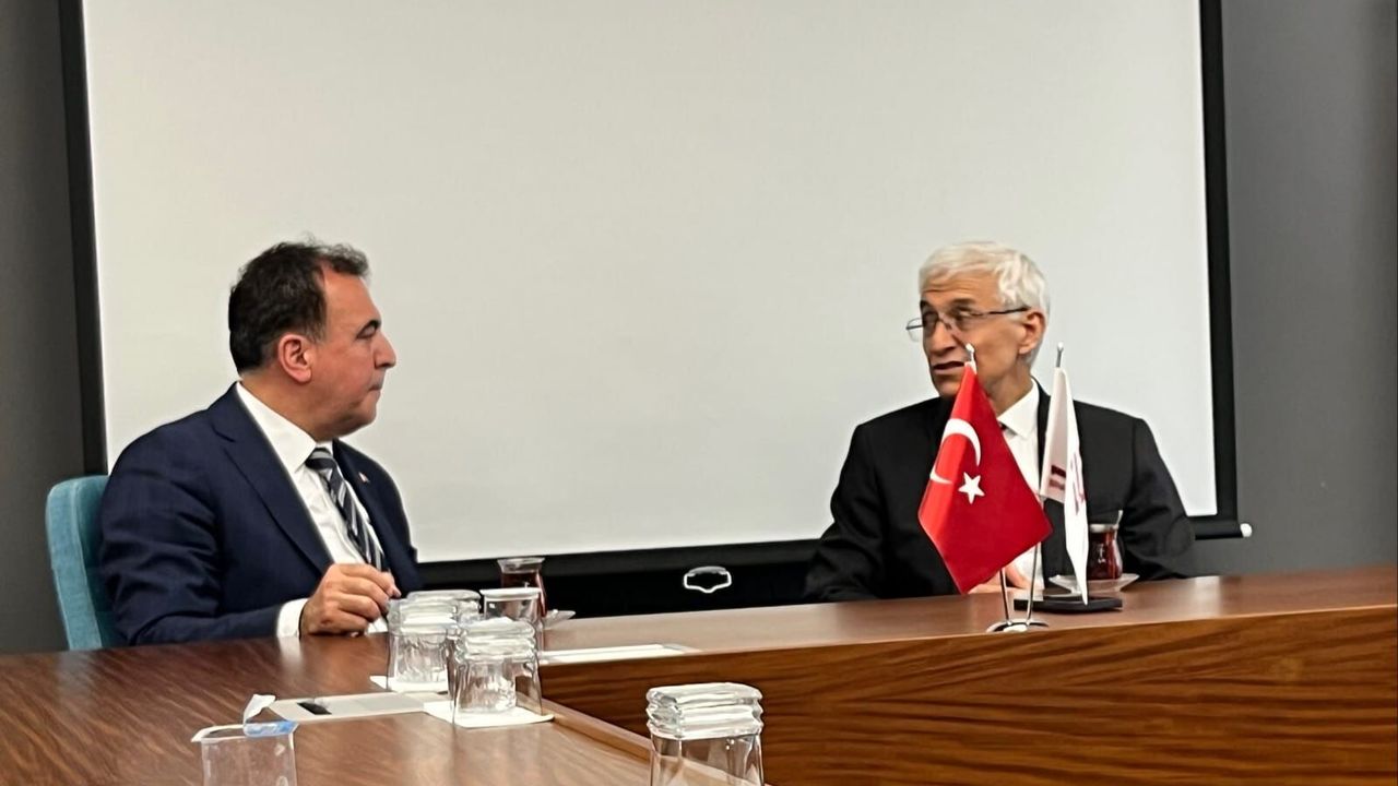 MHP İl Başkanı Sezer’den Rektör Özcan’a ziyaret