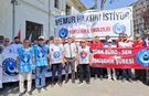 Eskişehir’de memurlar iş bıraktı: “Halaylarla hükümetin teklifini protesto ettiler”