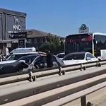 2 otobüsün de karıştığı zincirleme kazada 7 yaşındaki çocuk yaralandı