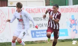 Eren Altıntaş imzalıyor