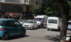 Eskişehir’de Atatürk Caddesi çarpışan araba pistine döndü