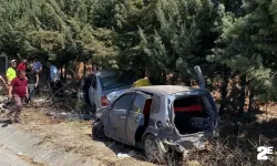 Kafa kafaya çarpışan otomobillerin son hali