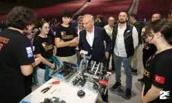 Geleceğin robot tasarımcıları hayalleri için kıyasıya yarıştı