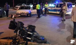 Motosiklet ile otomobil çarpıştı!