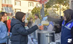 Bardağını kap gel, çorba bedava!