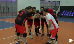 Sağlıkçılar voleybol turnuvasında