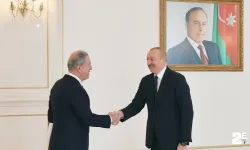 Aliyev, Bakan Akar'ı ağırladı