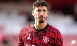 Altay ilk maçına çıktı, Manchester United kazandı