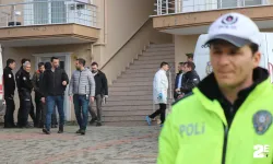 Cinnet getiren polis dehşet saçtı!