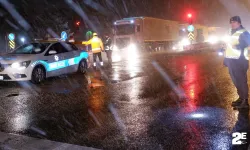 Kar yağışı yurda girdi: Göz gözü görmüyor!