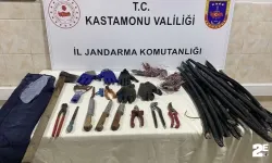 Cezaevinden çıkar çıkmaz ailesiyle hırsızlığa gitti