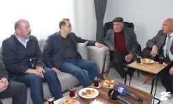 Dönmez, Seyitgazi’de doğalgaz kullanan ilk haneyi ziyaret etti