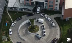 Eşi ve çocuklarını öldürdü