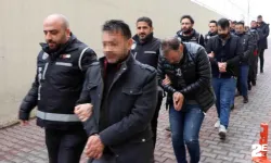 Eskişehir'de çok sayıda silah ve bıçak ele geçirdi