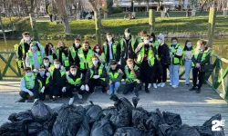 Özkan Alp gönüllüleri, duyarlılığı arttırmak için çöp topladı