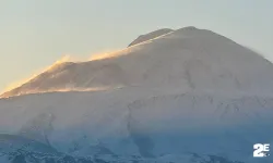 Türkiye’nin zirvesindeki fırtına görüntülendi