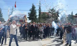 Beylikova’nın yeni başkanı mazbatasını aldı