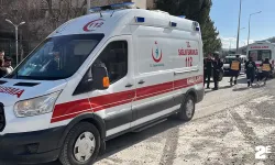 Eşini vurduktan sonra rehin aldı