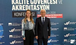 ESTÜ Rektörü Prof. Dr. Adnan Özcan, YÖKAK tarafından düzenlenen “Uluslararası Kalite Güvencesi ve Akreditasyon Konferansına” katıldı