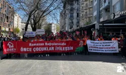 LÖSEV’den farkındalık yürüyüşü