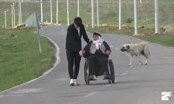 Tek manzarası tavan olan kadın, 10 yıl sonra köy meydanına çıktı