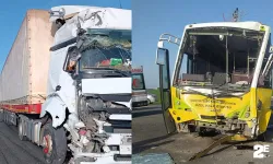 Tır ile halk otobüsü birbirine girdi: Yaralılar var
