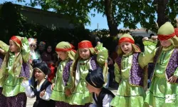 Anaokulu öğrencilerden anneler günü etkinliği