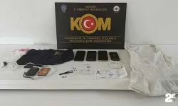 Ehliyet sınavında özel düzenekle kopya çektiren 5 şüpheli tutuklandı