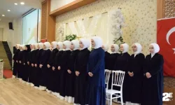 Hafızlık kursundan mezun olan öğrencilere tören düzenlendi