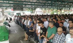 Köpeğe çarpmamak isterken kaza yaptı, 11 yaşındaki kızı öldü