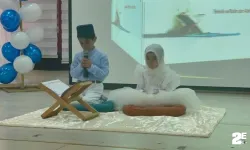 Minik öğrenciler Kur'an kursundan mezun oluyorlar