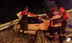 70 metrelik uçurumdan uçmaktan bariyerler kurtardı!