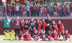 Es Es’in U 13’leri yarı finalde