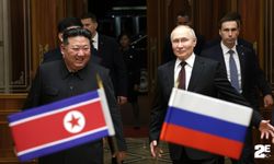 Kim Jong-un, Putin'i Pyongyang'da Karşıladı