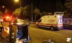 Kontrolden çıkan minibüs takla attı!