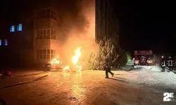 Alevlere teslim olan otomobil kullanılmaz hale geldi