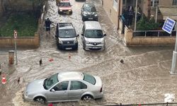 Bayburt'ta sağanak sele neden oldu