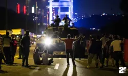 Darbeci binbaşının "vur" emrine uymadığı için şehit edilen oğlunun acısını unutamıyor