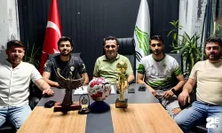 Deniz ve İbrahim Batıkentspor’da