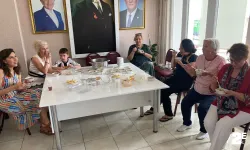 Eskişehir İYİ Parti'den aşure ikramı