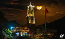 Eskişehir'de fotoğraflanan 'Süper Ay' görsel şölen oluşturdu